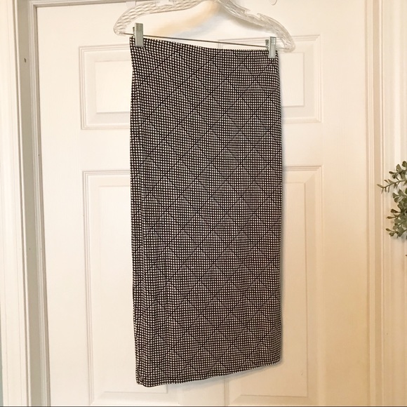 Old Navy stretchy pencil midi skirt size S tall - Picture 3 of 4